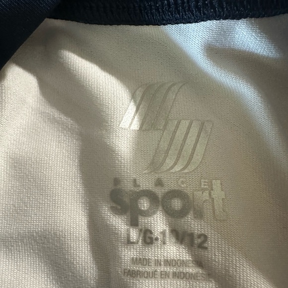 Childrens swim trunks with matching swim top size 10-12 boys - Picture 3 of 3